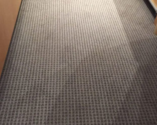 Carpet-Installations-3-e1502397553714