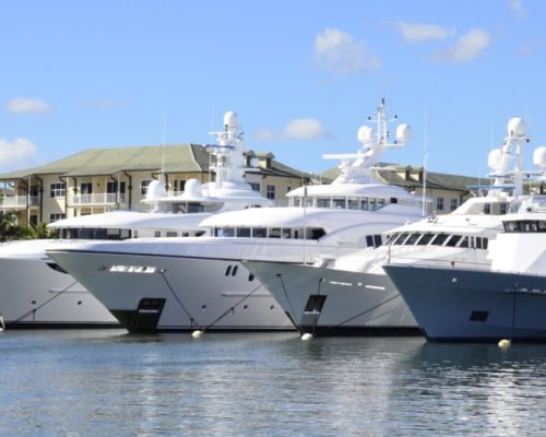 Yacht Exterior Cleaning and Detailing